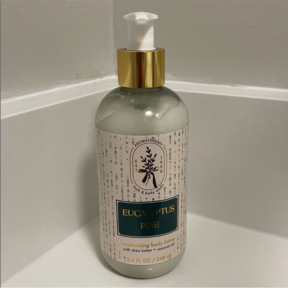Bath & Body Works Eucalyptus Pine Body Lotion with Gold Cap